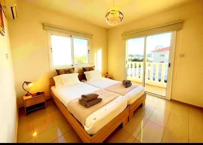 La Conchiglia Nissi Front With Pool & Sea View