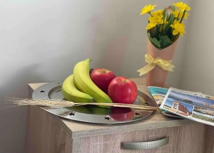 La Conchiglia Nissi Front With Pool & Sea View *